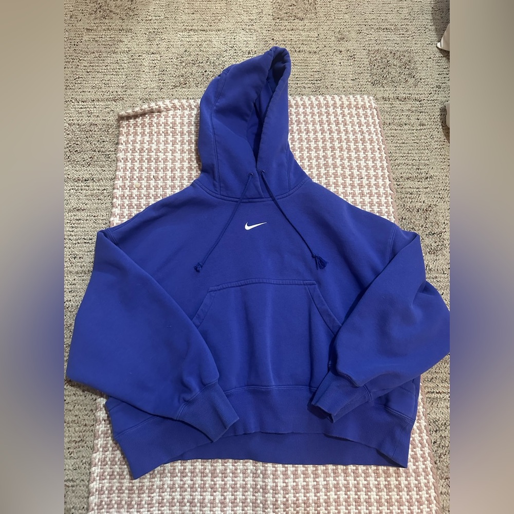 Nike Womens Oversized Cropped Sweatshirt